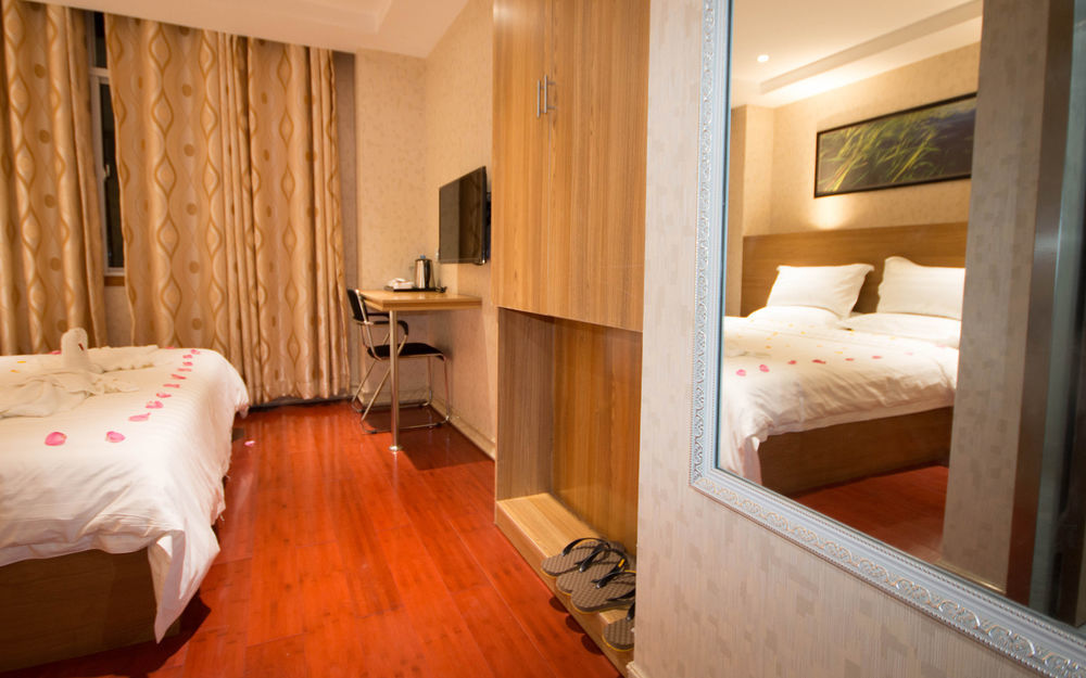 Sky Hotel Chinatown Rangun Kültér fotó