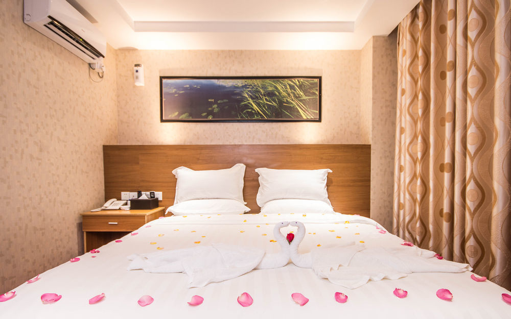 Sky Hotel Chinatown Rangun Kültér fotó