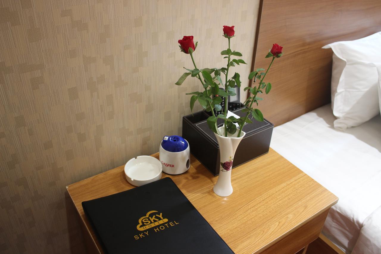 Sky Hotel Chinatown Rangun Szoba fotó
