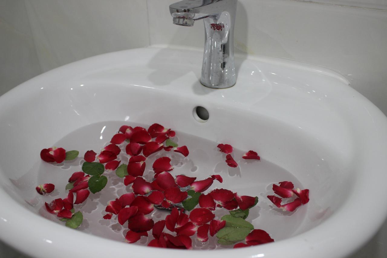 Sky Hotel Chinatown Rangun Kültér fotó